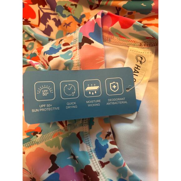 NWT Halcurt Floral Short Sleeve Swimsuit Top UPF 50+ Build in Bra Size Medium - Picture 4 of 7
